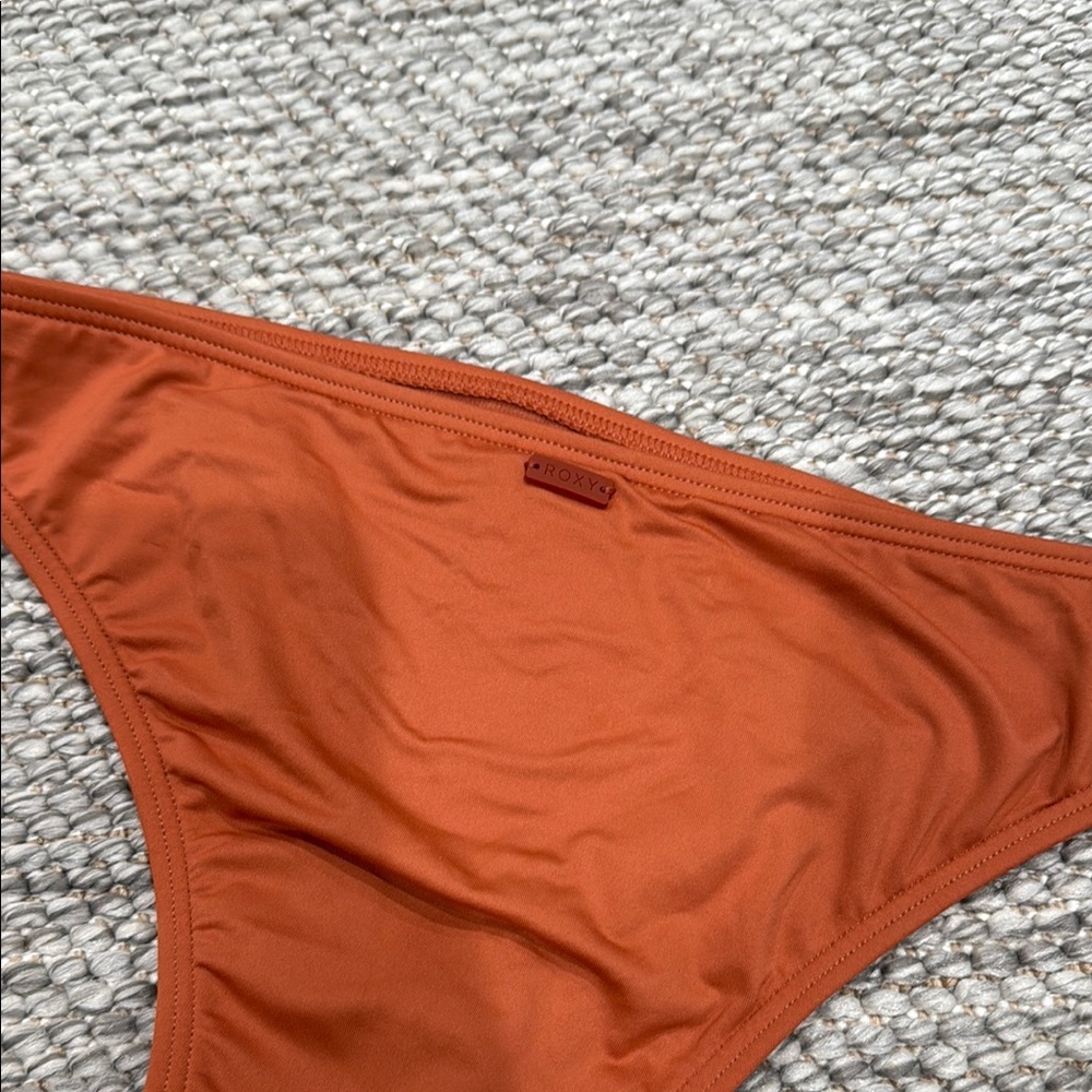 Roxy Auburn Bikini Classic Cut - Picture 9 of 10